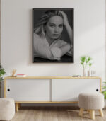 Tableau Portrait sur Bois - Gravure Délicate et Design Moderne